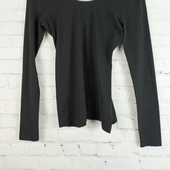 Lululemon Long Sleeved Top - Picture 2 of 4